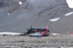 შვეიცარიის მთებში ავიაკატასტროფას 20 ადამიანი ემსხვერპლა
