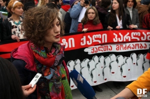 საქართველოში სექსი პოლიტიკიდან ქალთა განდევნის იარაღია – ქალთა მოძრაობა