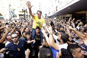 ბრაზილიაში საპრეზიდენტო კანდიდატი დანით დაჭრეს