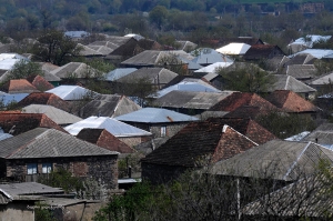 ფოტოზე სოფელი ქვემო ბოლნისი / ბადრი ვადაჭკორიას ფოტო