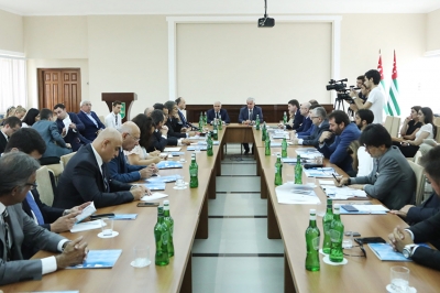 სოხუმში თურქი ბიზნესმენების დელეგაცია ჩავიდა