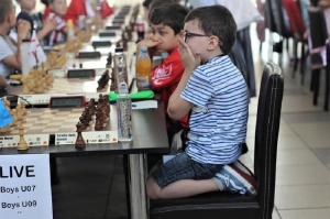ჭადრაკში ევროპის სასკოლო ჩემპიონატის გამარჯვებული 6 წლის დავით თათვიძე გახდა